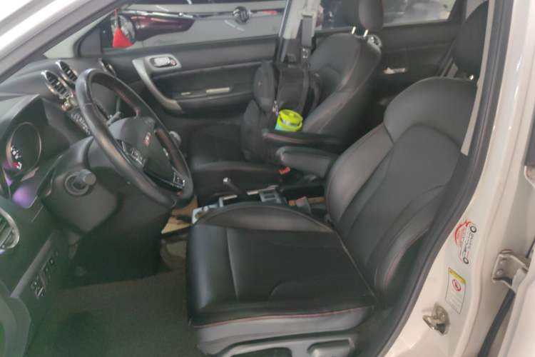 Used Haval H6 2013 Upgraded Model 1.5T Manual Two-Wheel Drive Elite Version