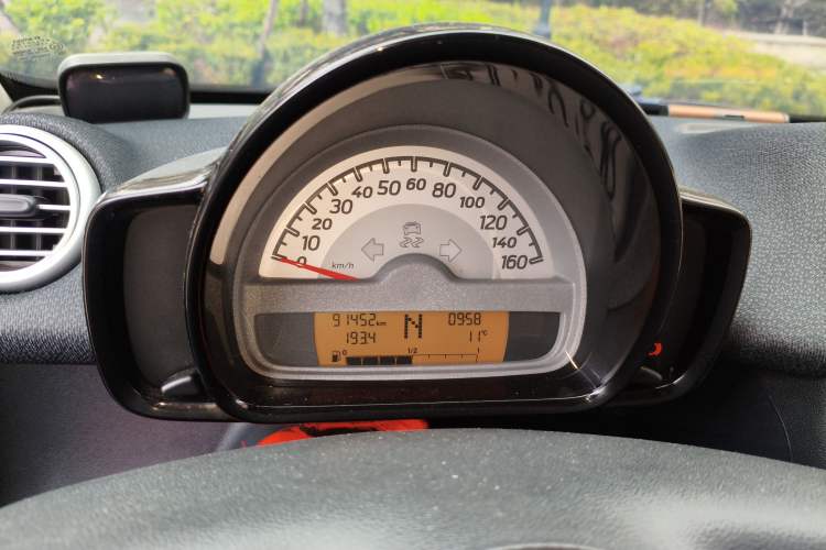 Used smart fortwo 2012 1.0 MHD Hardtop Standard Edition
