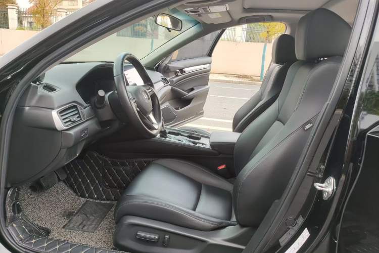 Used Honda Accord 2018 260TURBO Elite Edition China VI Left Front Seat