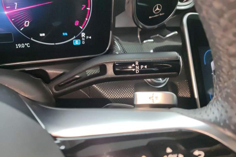 Used Mercedes-Benz C-Class 2024 Facelift C 260 L Night Edition Sport Version
