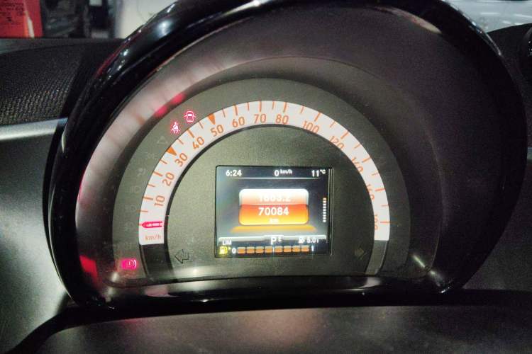 Used smart fortwo 2015 1.0L 52 kW Hardtop Passion Edition
