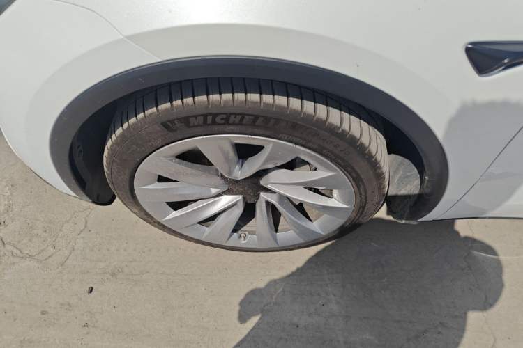 Used Tesla Model Y 2025 Rear-Wheel Drive First Edition