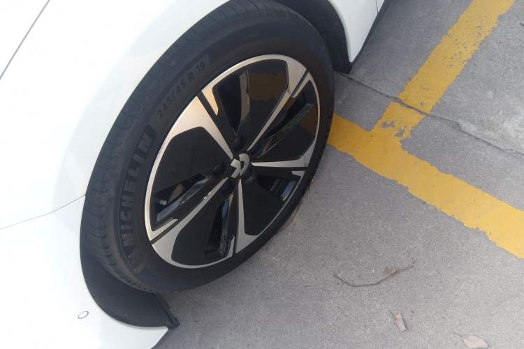 Used Nio ET5T 2023 75 kWh Touring
