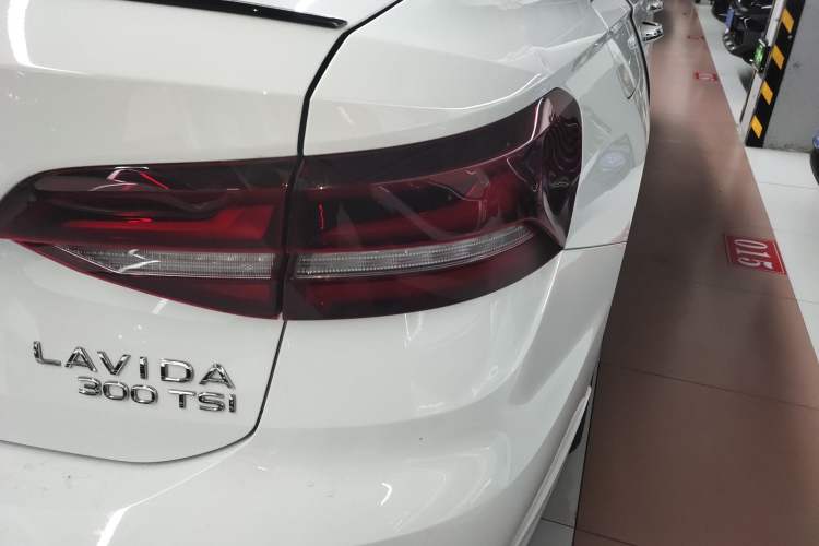 Used Volkswagen Lavida 2024 300TSI DSG Starry Sky Leading Edition