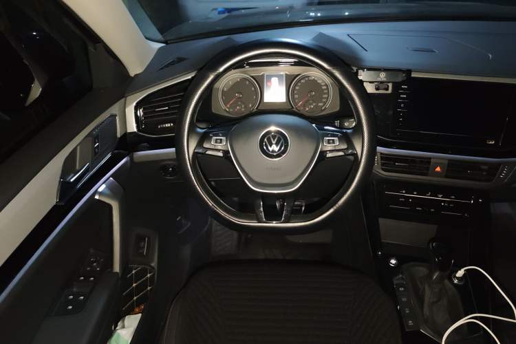 Used Volkswagen Tayron 2022 280TSI Two-Wheel Drive Luxury Smart Connectivity Version Steering Wheel