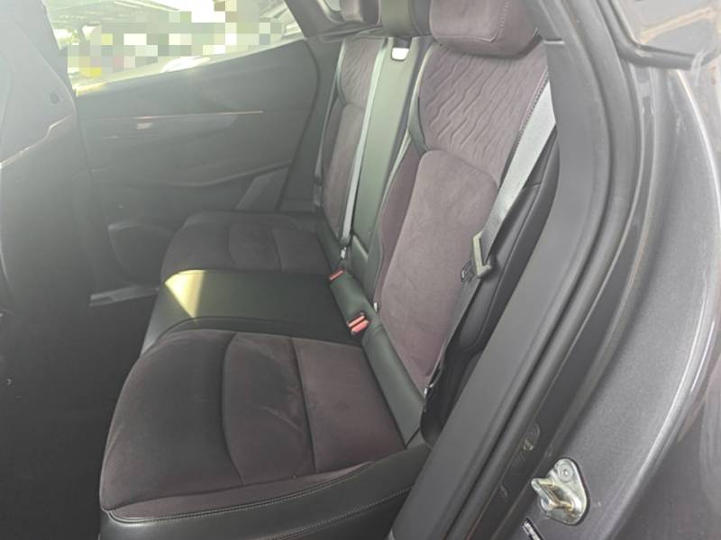Used Lynk & Co 08 EM-P 2023 220 km Limited-Time Edition — 18