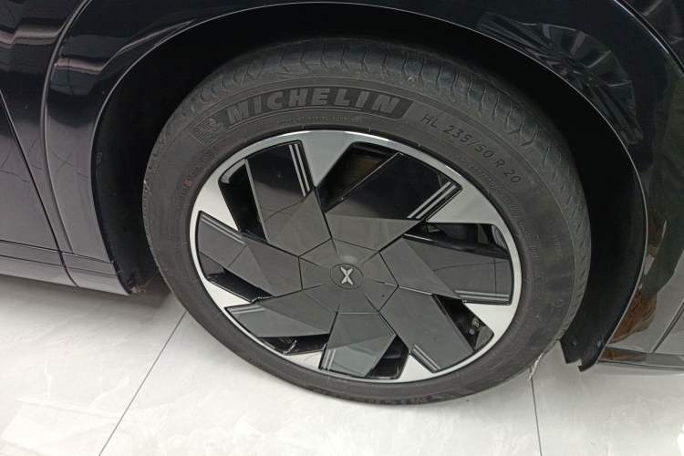 Used XPeng X9 2024 702 Ultra-Long Range Max