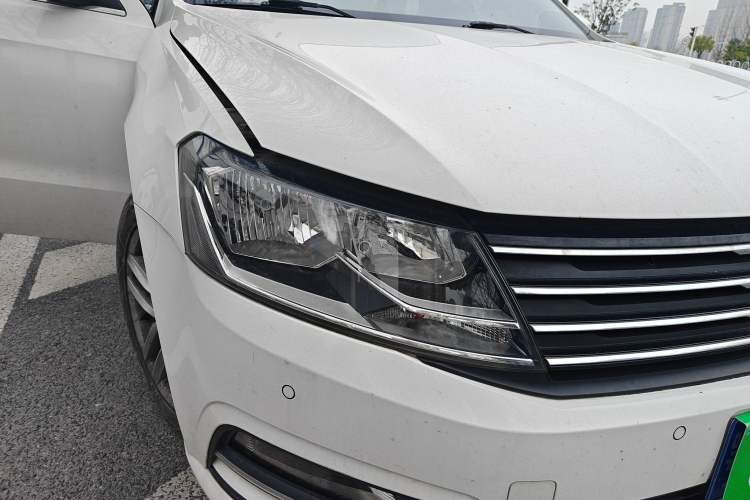 Used Volkswagen Gran Lavida 2015 230TSI DSG Comfort Edition
