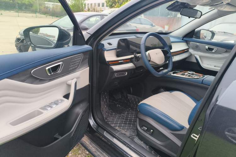 Used EXEED Zhuifeng C-DM 2024 C-DM 1.5 TCI 105KM Luxury Edition Driver Seat