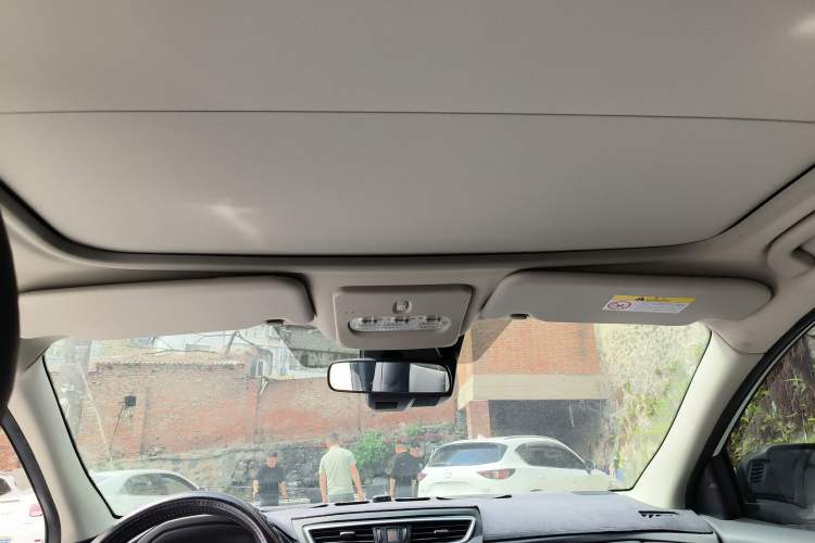 Used Nissan Qashqai 2022 2.0L CVT XV Premier Luxury Edition Headliner