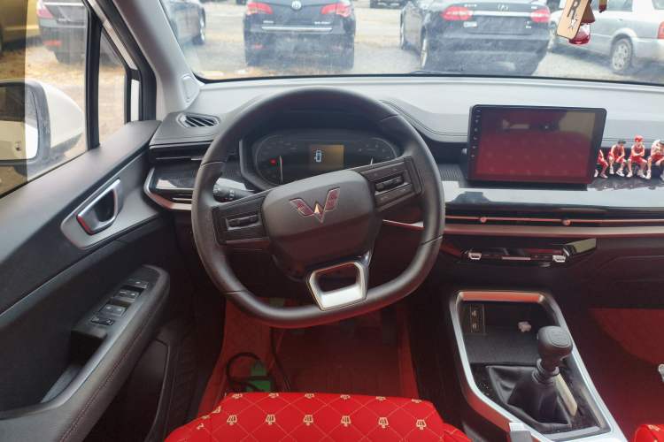 Used Wuling Jiachen 2022 1.5L Manual Enjoyment Elite Model