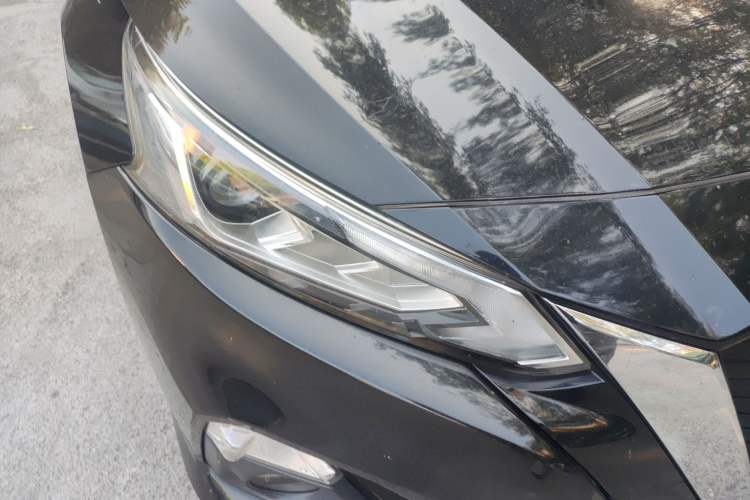 Used Nissan Teana 2020 2.0L XL Comfort Edition Right Front Headlight