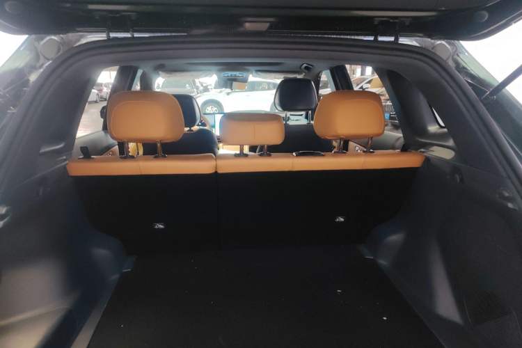 Used Geely Galaxy Xingjian 7 EM-i 2025 120km Launch+ Version
