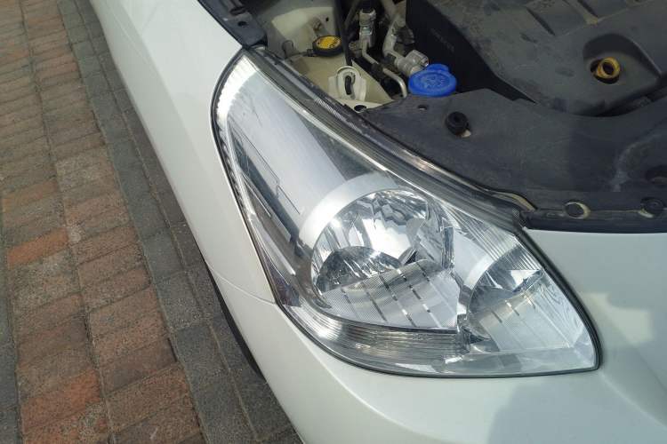 Used Toyota Verso 2011 180G CVT Luxury Edition Right Front Headlight