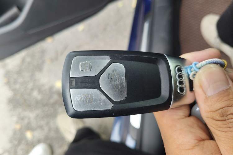 Used Audi A3 2014 Limousine 40 TFSI S line Comfort Model Vehicle Key