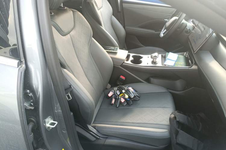 Used BYD Qin PLUS 2025 DM-i Smart Drive 120KM Superior Model
