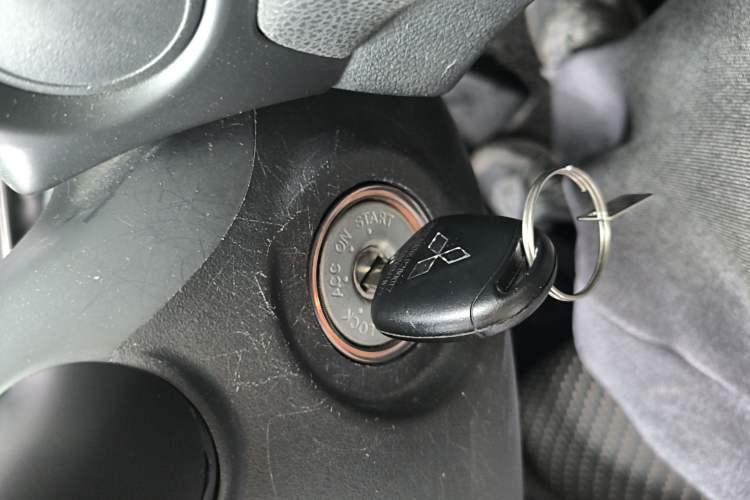 Used Mitsubishi ASX 2013 2.0L CVT Two-Wheel Drive Elite Edition Vehicle Key