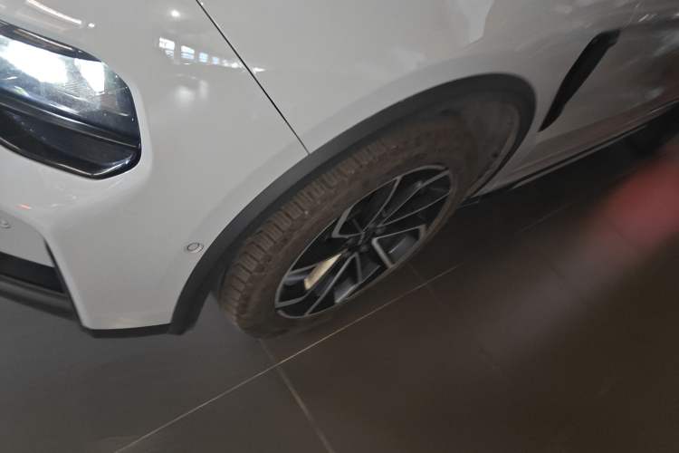 Used Lynk & Co 01 EM-P 2023 1.5TD EM-P AM Exterior 7