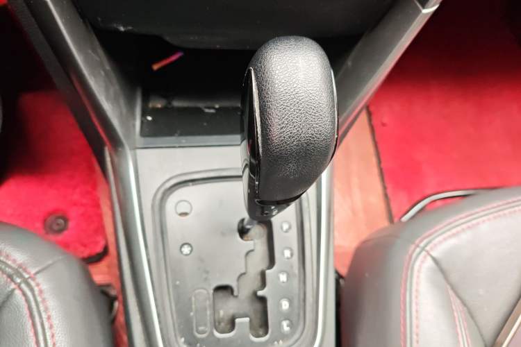 Used Chery Tiggo 3 2015 1.6L CVT ZhiShang Commemorative Edition