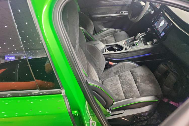 Used Lynk & Co 05 2022 05+ 2.0TD Automatic Exploration Edition