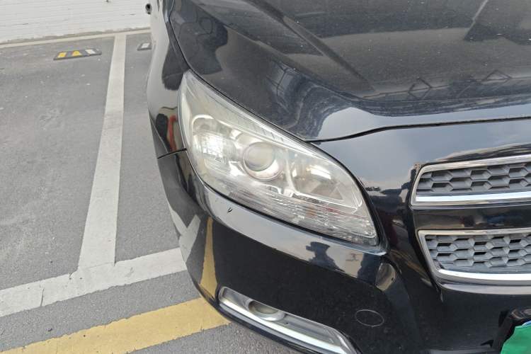 Used Chevrolet Malibu 2012 2.0L Automatic Luxury Edition Right Front Headlight