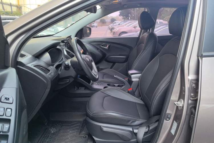 Used Hyundai ix35 2015 2.0L Automatic 2WD Comfort Edition China V Standard