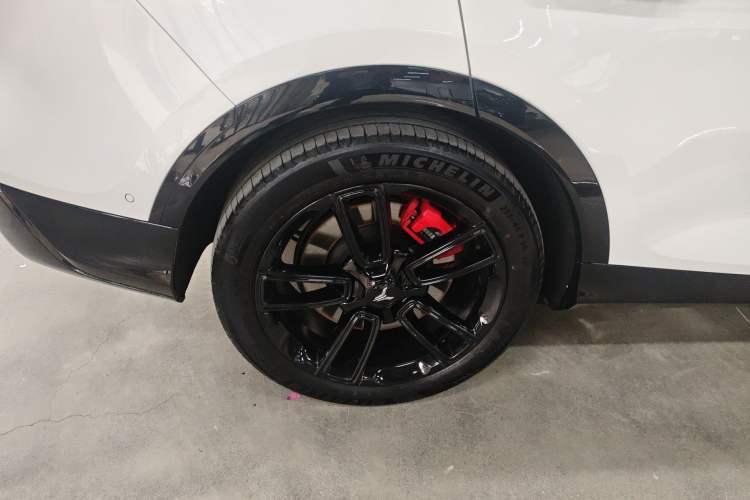 Used VOYAH FREE 2025 318 318 km Rear-Drive Touring Edition Right Rear Wheel Hub