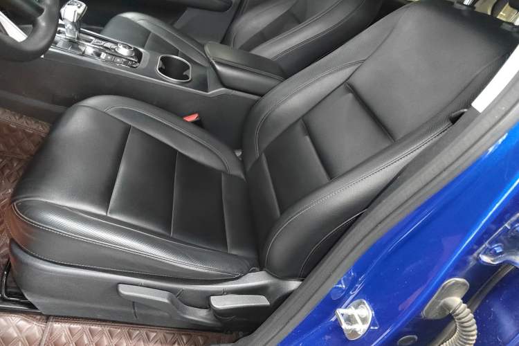 Used Great Wall Poer 2021 2.0T Commercial Version Automatic Diesel 4x4 Elite Long-Box GW4D20M