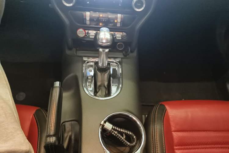 Used Ford Mustang 2015 2.3T Automatic U.S.-Spec Version