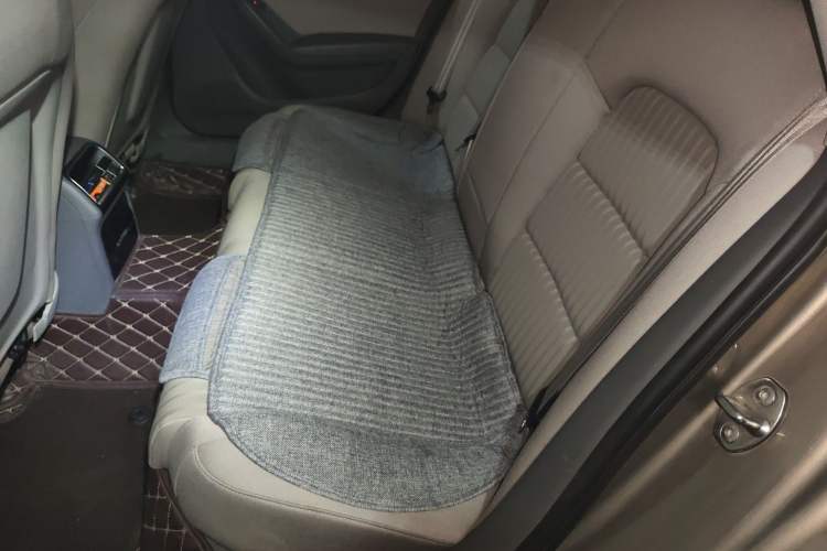 Used Audi A4L 2012 2.0 TFSI automatic standard version Left Rear Seat