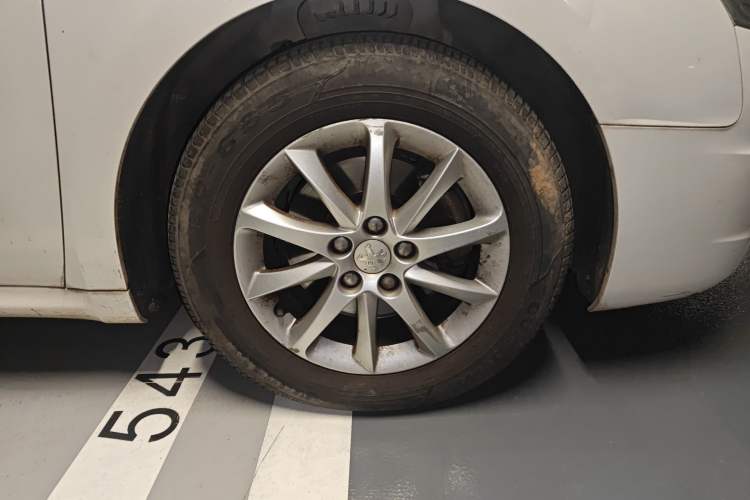 Used Peugeot 508 2012 2.0L Automatic Sunroof Classic Edition Right Front Wheel Hub