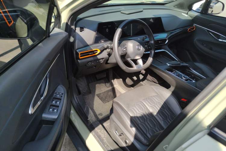 Used Changan UNI-T 2022 2.0T Flagship Edition
