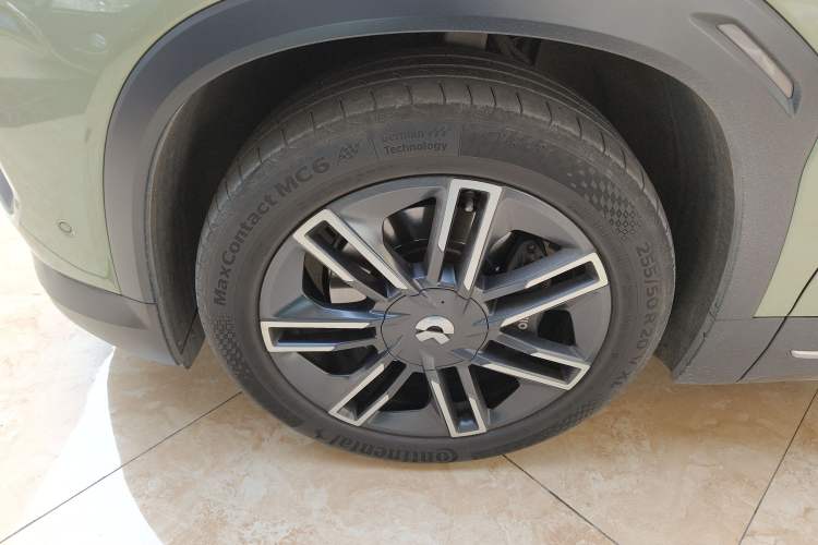 Used Nio ES6 2020 420 km Sport Edition Left Front Wheel Hub