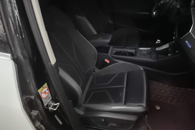 Used Audi Q3 Sportback 2020 40 TFSI Fashion Model Right Front Seat