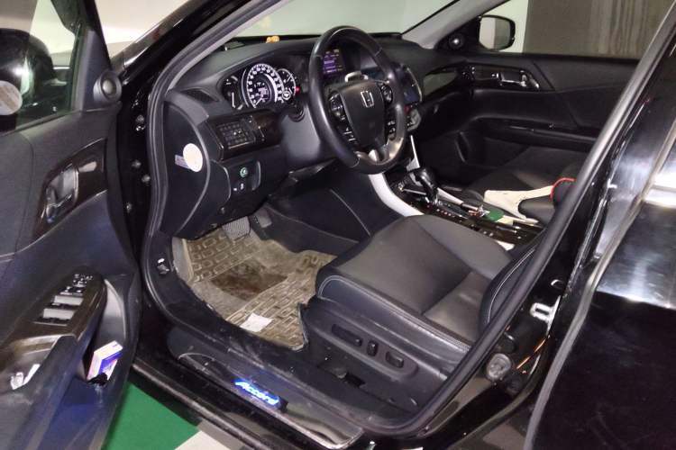 Used Honda Accord 2015 2.4L EXN Luxury Navigation Edition