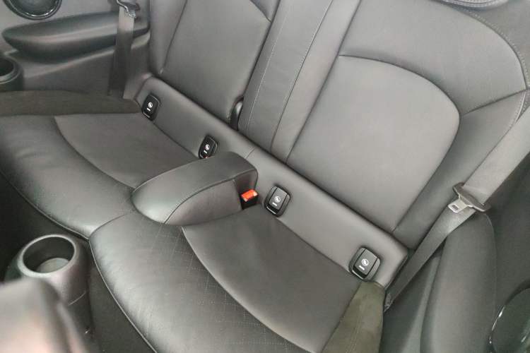 Used MINI 2018 2.0T COOPER S Classic Edition Left Rear Seat