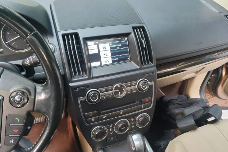 Used Land Rover Freelander 2 2014 2.0T Si4 SE Gasoline Version
