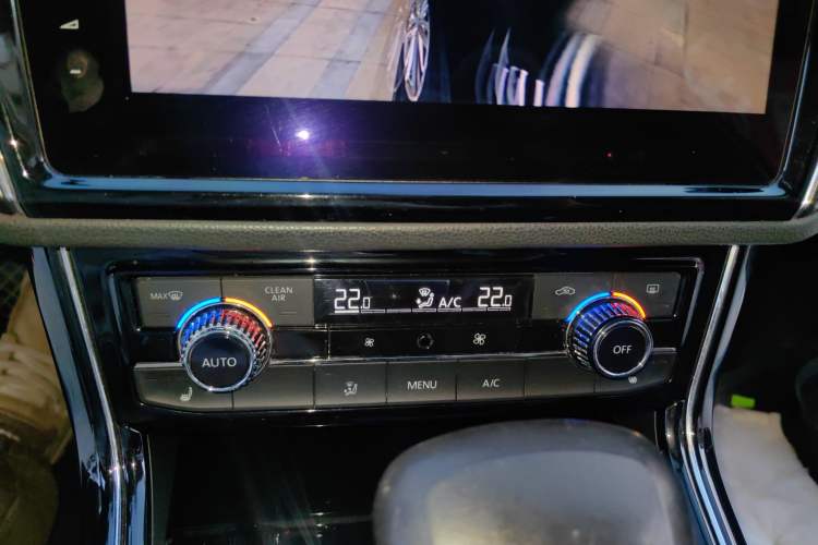 Used Volkswagen Phideon 2018 Revised Version 380TSI Two-Wheel Drive Business Edition