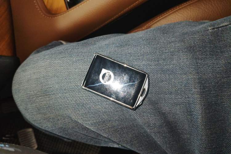 Used Volvo XC90 2021 B5 SmartDrive Luxury Edition 5-seater
