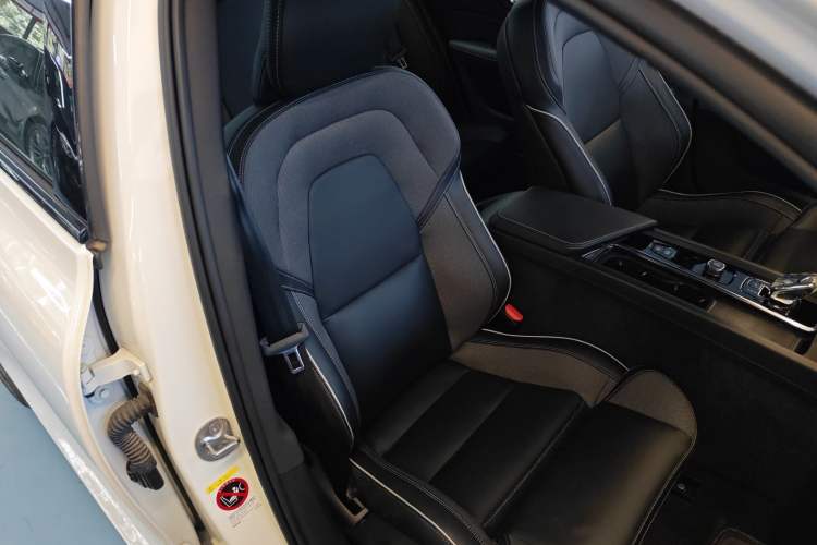 Used Volvo S60 2025 B5 Zhiya Sport Edition