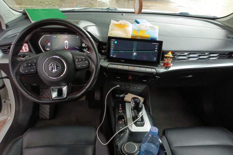 Used MG 5 2021 Revised 300TGI DCT Qingshè Luxurious Enjoyment Edition