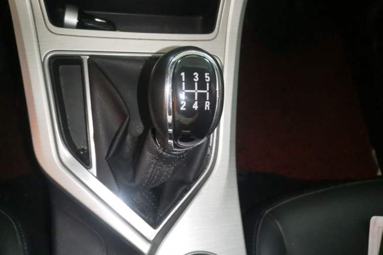 Used Geely Auto Vision 2018 1.5L Manual Happiness Edition Gear Lever