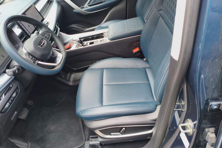 Used Geely Auto Jiajie 2023 Geely Jiaji L 1.5TD DCT Luxury Model
