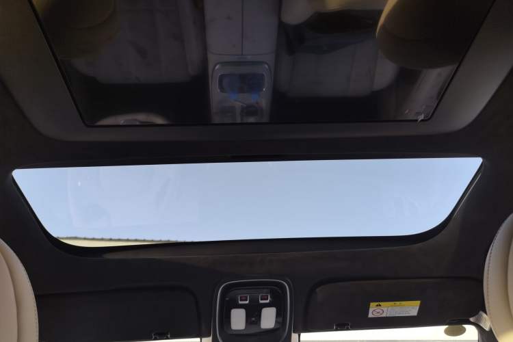 Used Deepal S09 2025 Four-Wheel Drive Ultra+ Custom Edition
