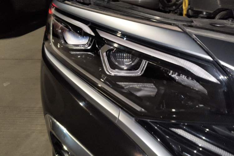 Used Volkswagen Passat 2024 380TSI Luxury Edition
