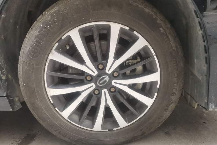 Used GAC Trumpchi M8 2021 Lingxiu Series 390T Deluxe Edition Right Front Wheel Hub