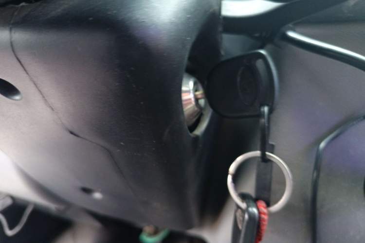 Used Ford Classic Transit 2015 2.8T Diesel Multi-Function Vehicle Short Wheelbase 6-Seater Mid-Roof Edition JX493ZLQ4