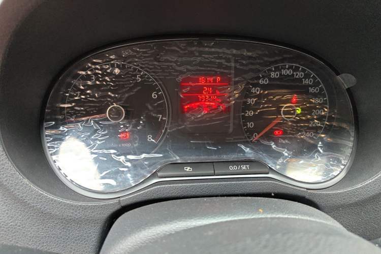 Used Volkswagen Polo 2011 1.6L Automatic ZhiShang Version
