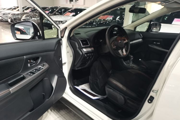 Used Subaru XV 2016 2.0i Comfort Navigation Edition Interior 3