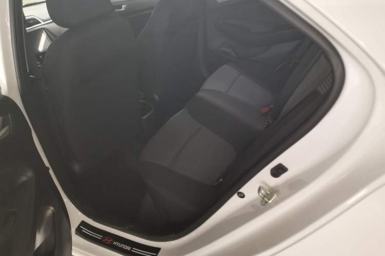 Used Hyundai Verna (older generation) 2020 1.4L Manual GL Refreshed Edition Left Rear Seat